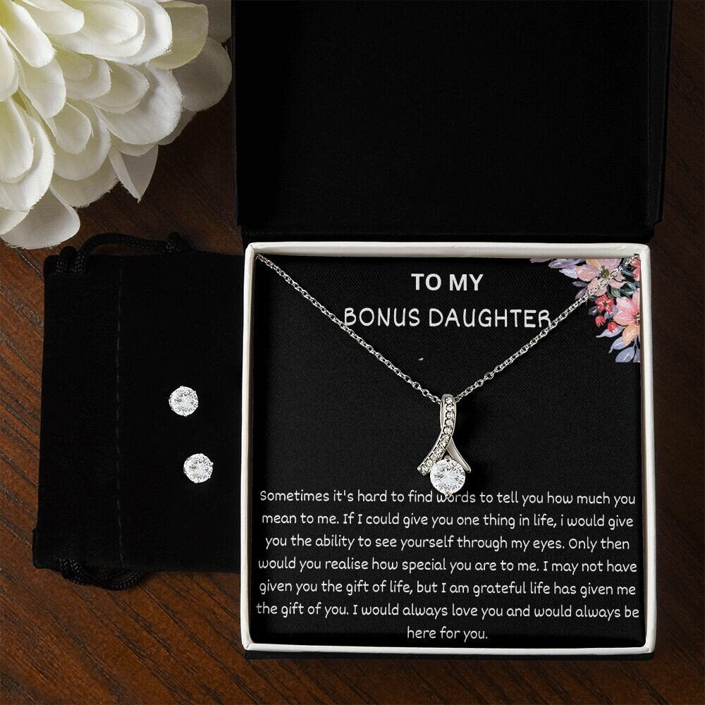 Alluring Beauty Necklace | Gift From Dad | Gift From Mom | Daughters Gift | Modern Gift | Birthday Gift | Graduation Gift For Daughter